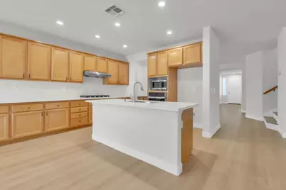 2612 Lark Sparrow Way, Elk Grove, CA 95757 - Photo 10