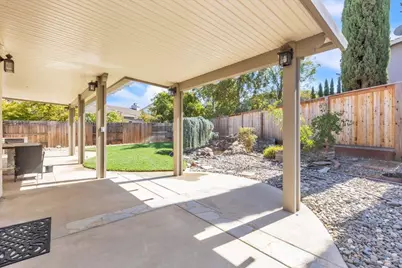 2612 Lark Sparrow Way, Elk Grove, CA 95757 - Photo 40
