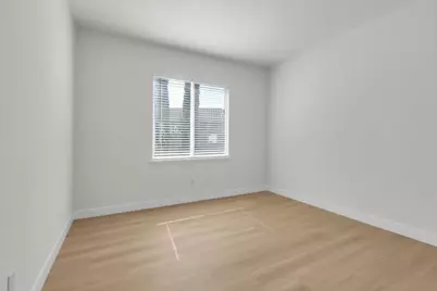 2612 Lark Sparrow Way, Elk Grove, CA 95757 - Photo 34