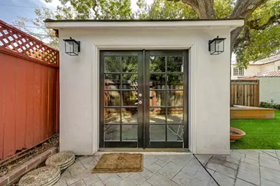 2680 Curtis Way, Sacramento, CA 95818 - Photo 48
