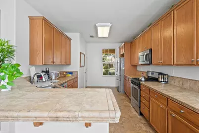 1254 Kensington Drive, Plumas Lake, CA 95961 - Photo 10