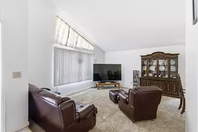 8048 Hoopes Drive, Citrus Heights, CA 95610 - Photo 4