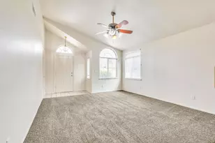 8274 Golden Park Ct, Sacramento, CA 95828 - Photo 8