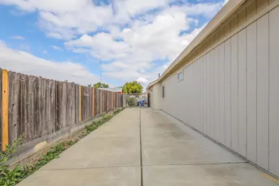 8274 Golden Park Court, Sacramento, CA 95828 - Photo 42