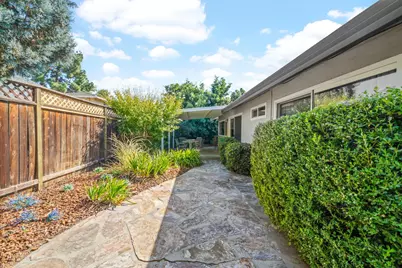 4634 Meyer Way, Carmichael, CA 95608 - Photo 42