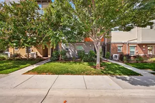 482 Tailoff Ln, Sacramento, CA 95818 - Photo 2
