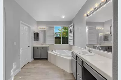 615 Watercolor Lane, West Sacramento, CA 95605 - Photo 10