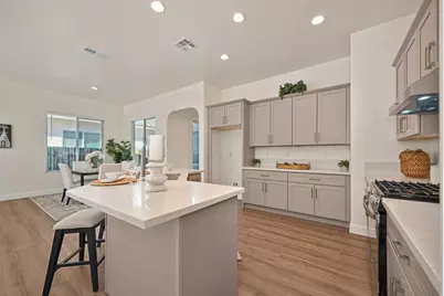 5843 Bridgecross Dr, Sacramento, CA 95835 - Photo 12