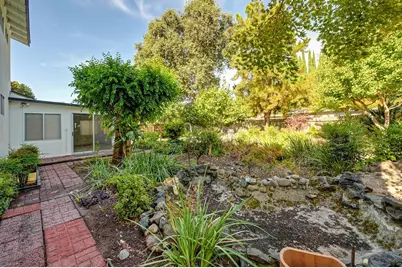 6618 Trudy Way, Sacramento, CA 95831 - Photo 42