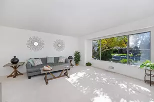 6618 Trudy Way, Sacramento, CA 95831 - Photo 8