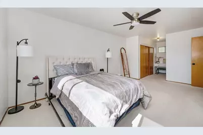 6618 Trudy Way, Sacramento, CA 95831 - Photo 32