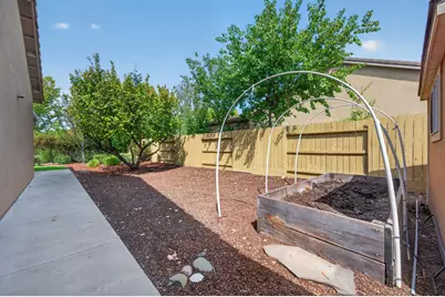 11105 Graciano Drive, Rancho Cordova, CA 95670 - Photo 38