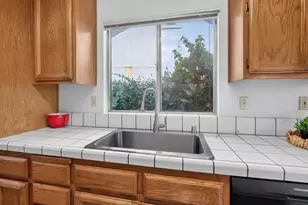7612 Wynndel Way, Elk Grove, CA 95758 - Photo 24