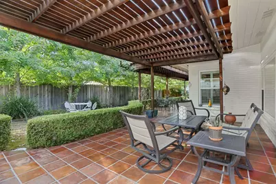 129 S Fairmont Avenue, Lodi, CA 95240 - Photo 40