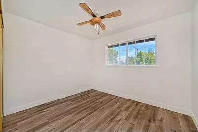 7012 Briggs Drive, Sacramento, CA 95828 - Photo 18