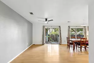 3052 Woods Cir, Davis, CA 95616 - Photo 6