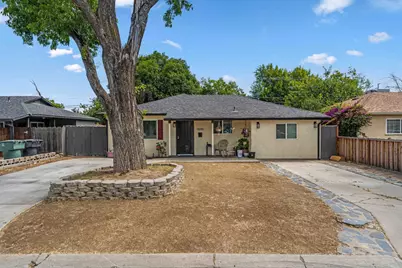 1000 Hawthorne Avenue, Modesto, CA 95350 - Photo 1