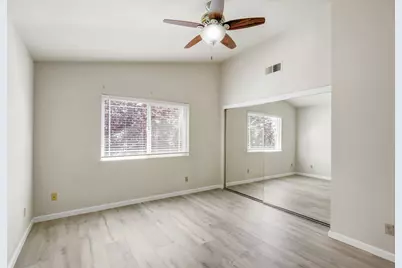 6932 Springmont Drive, Elk Grove, CA 95758 - Photo 10
