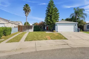 1605 Lavelle Smith Dr, Tracy, CA 95376 - Photo 1