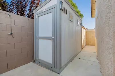2404 Turning Leaf Drive, Modesto, CA 95355 - Photo 28
