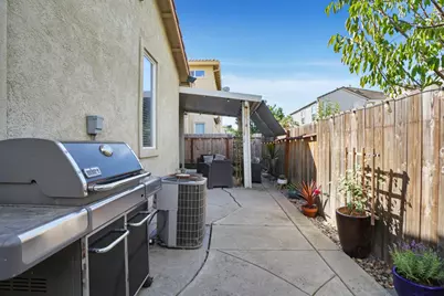 365 Dragonfly Circle, Sacramento, CA 95834 - Photo 32