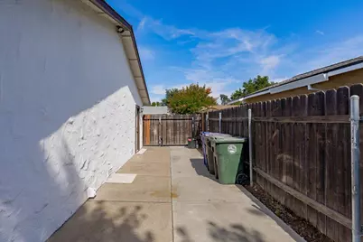 8000 Alma Mesa Way, Citrus Heights, CA 95610 - Photo 22