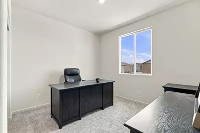 7048 Daydream Drive, Roseville, CA 95747 - Photo 28