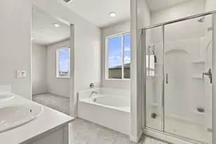 7048 Daydream Dr, Roseville, CA 95747 - Photo 24