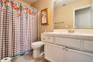 8424 Honeycomb Way, Sacramento, CA 95828 - Photo 26