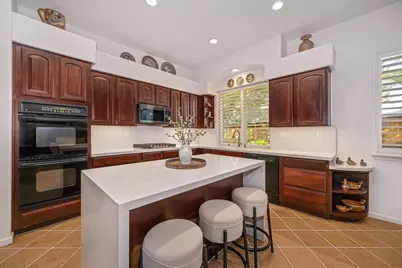 9421 Lakepoint Drive, Elk Grove, CA 95758 - Photo 14