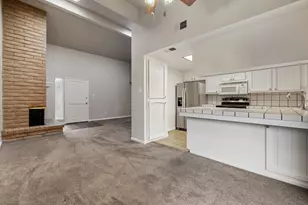 2423 W Elm St, Lodi, CA 95242 - Photo 8