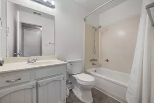 2423 W Elm St, Lodi, CA 95242 - Photo 16