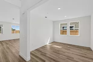 2048 Serendipity Dr, Roseville, CA 95747 - Photo 8