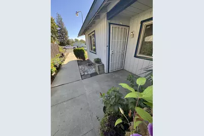 128 Park Street, Madera, CA 93637 - Photo 2