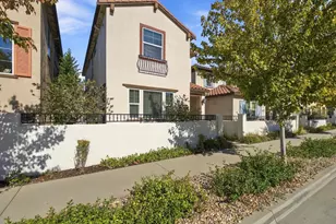 1040 Kirkhill Dr, Roseville, CA 95747 - Photo 1