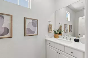 1040 Kirkhill Dr, Roseville, CA 95747 - Photo 28