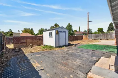 79 Malone Court, Sacramento, CA 95820 - Photo 46