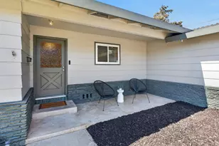 79 Malone Ct, Sacramento, CA 95820 - Photo 4