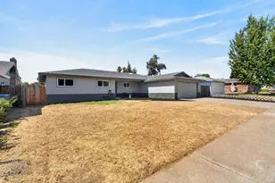 79 Malone Ct, Sacramento, CA 95820 - Photo 2