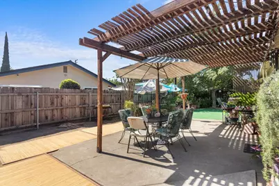 1018 Huntington Drive, Modesto, CA 95350 - Photo 22