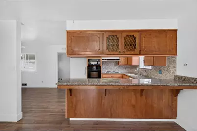 6762 Langrell Way, Sacramento, CA 95831 - Photo 8