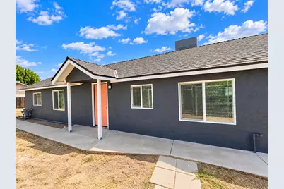 141 W Ashlan Avenue, Fresno, CA 93705 - Photo 1