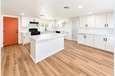 141 W Ashlan Avenue, Fresno, CA 93705 - Photo 12