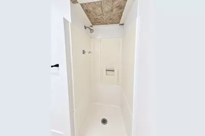141 W Ashlan Avenue, Fresno, CA 93705 - Photo 30