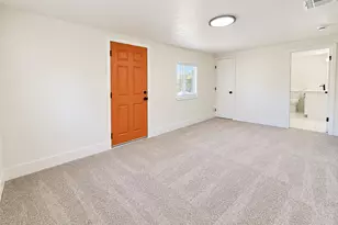141 W Ashlan Ave, Fresno, CA 93705 - Photo 26