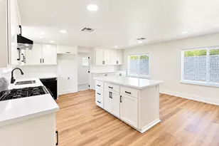 141 W Ashlan Ave, Fresno, CA 93705 - Photo 8