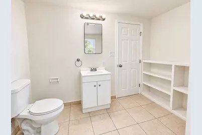 141 W Ashlan Avenue, Fresno, CA 93705 - Photo 42