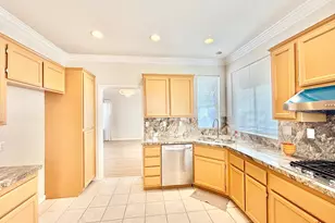 1053 L Aloutte Way, Sacramento, CA 95831 - Photo 12