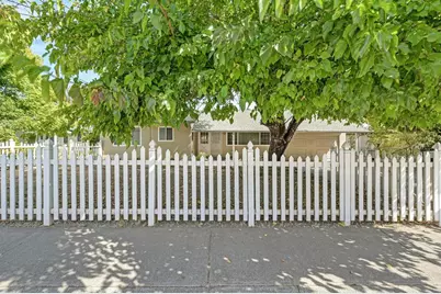 1916 Walnut Avenue, Carmichael, CA 95608 - Photo 2