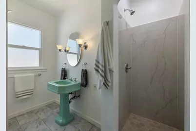 1856 N Edison Street, Stockton, CA 95204 - Photo 32